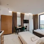 The Castle شقة ساراندا