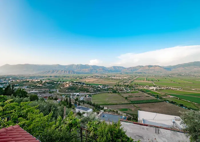 Apartament The Castle Saranda